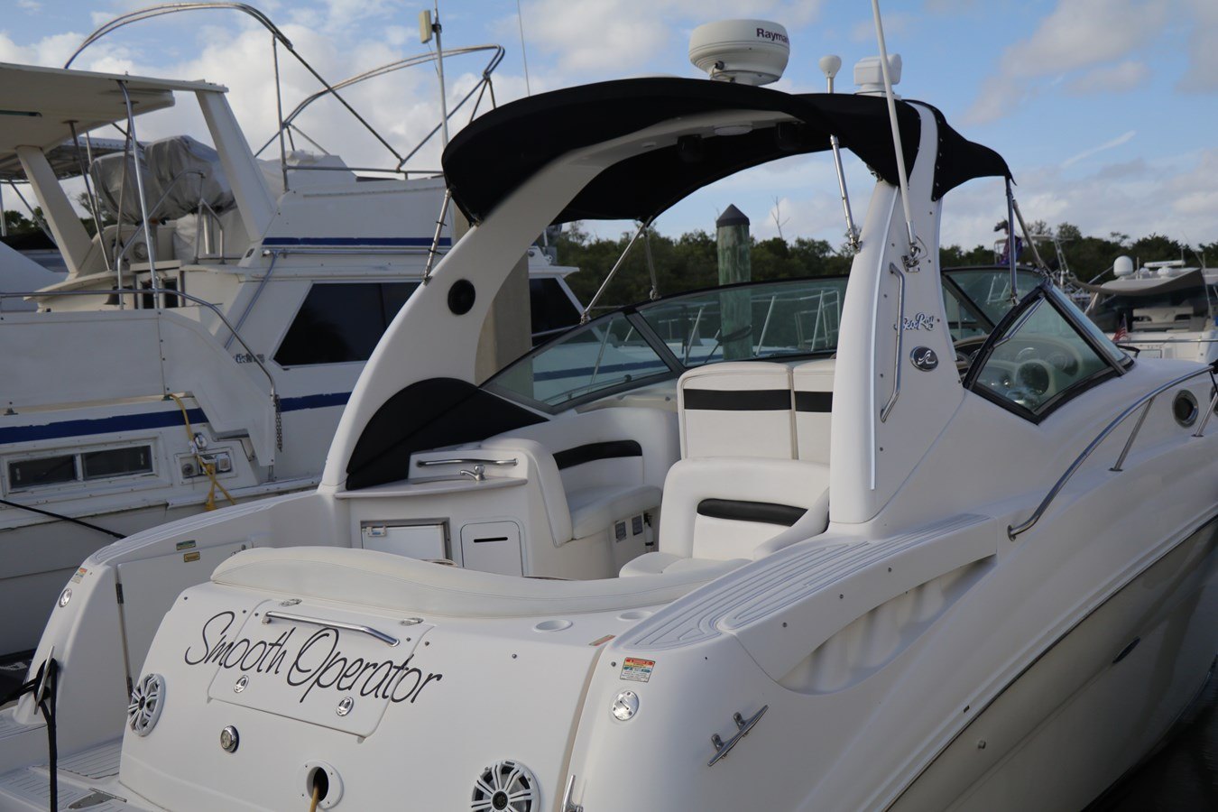 2003 SEA RAY 320 SUNDANCER