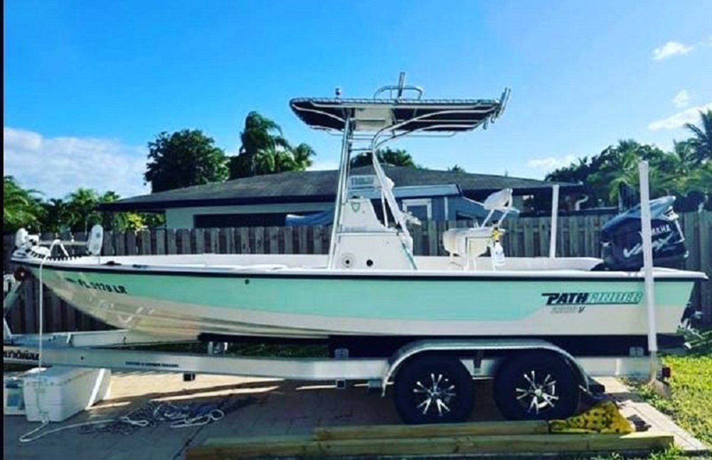 Yacht
