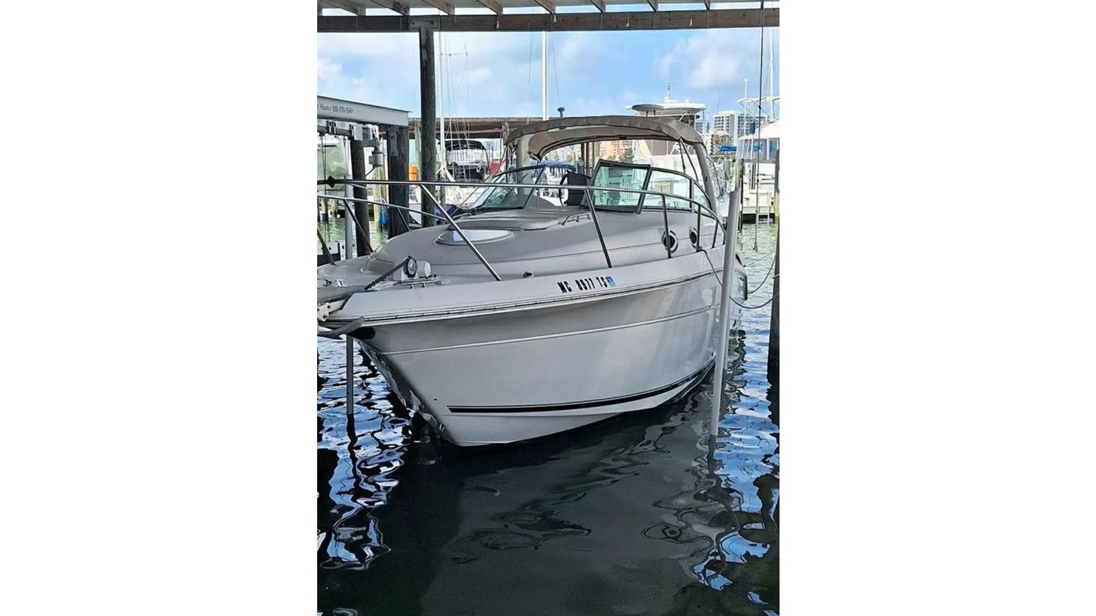 2001 MONTEREY 282 CRUISER