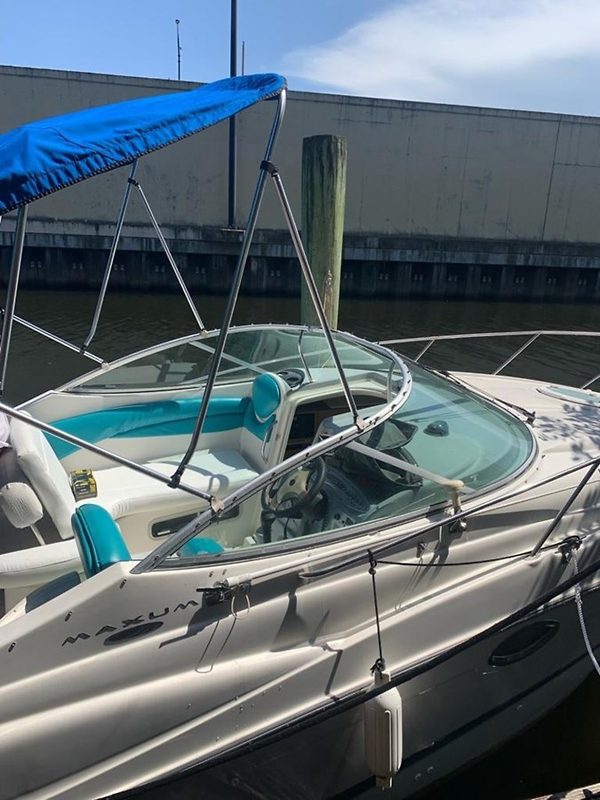 2004 MAXUM CRUISER