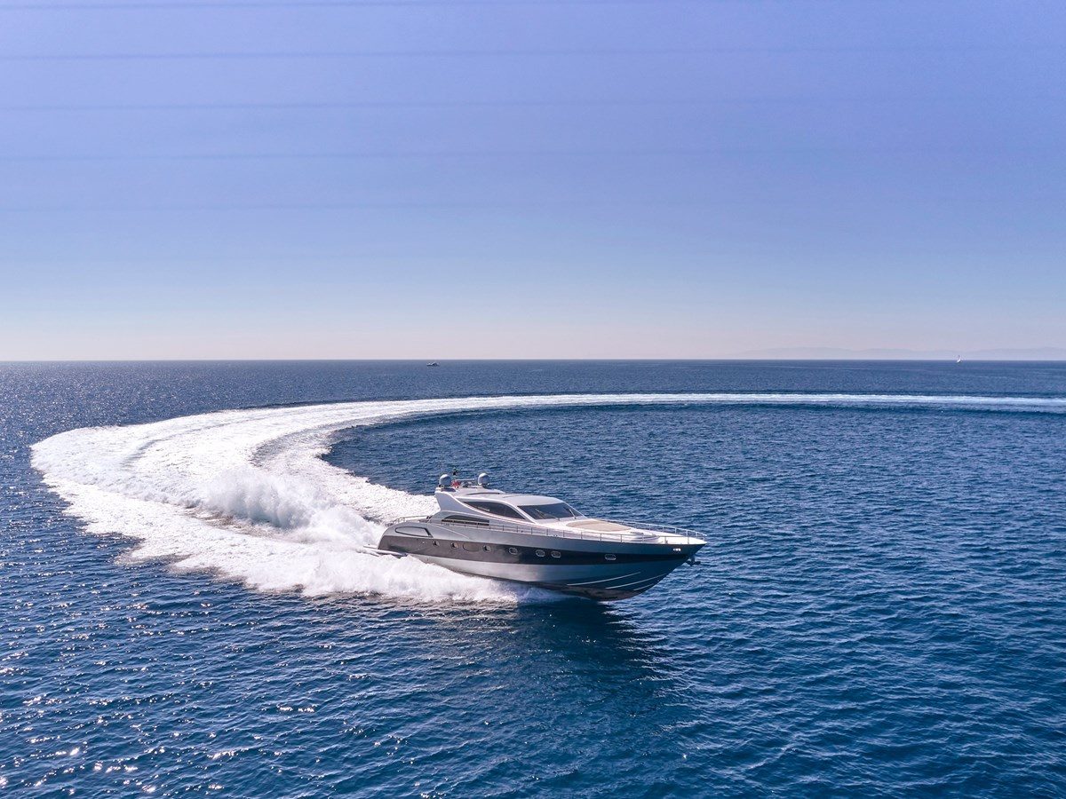 M/Y HUNTING STAR