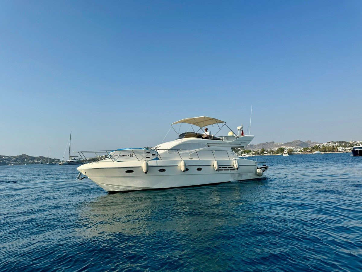 AZIMUT 46