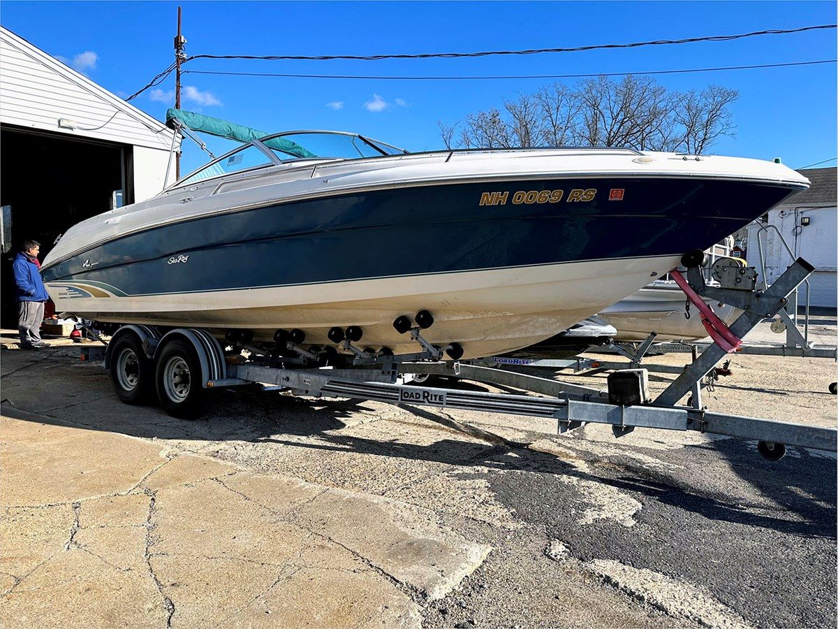 26' SEA RAY 1996 - SATISFACTION