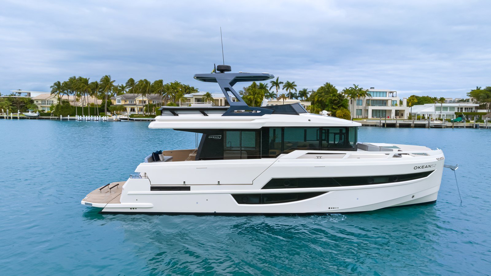 OKEAN 52