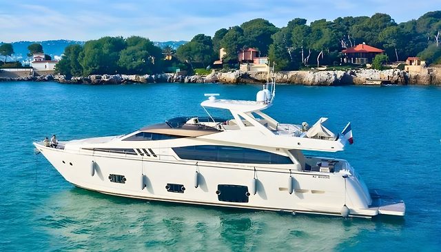 M/Y ILAV
