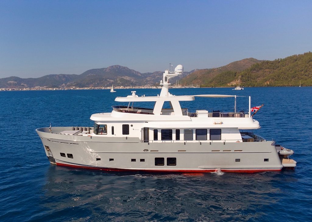 85' Semi Displacement Trawler