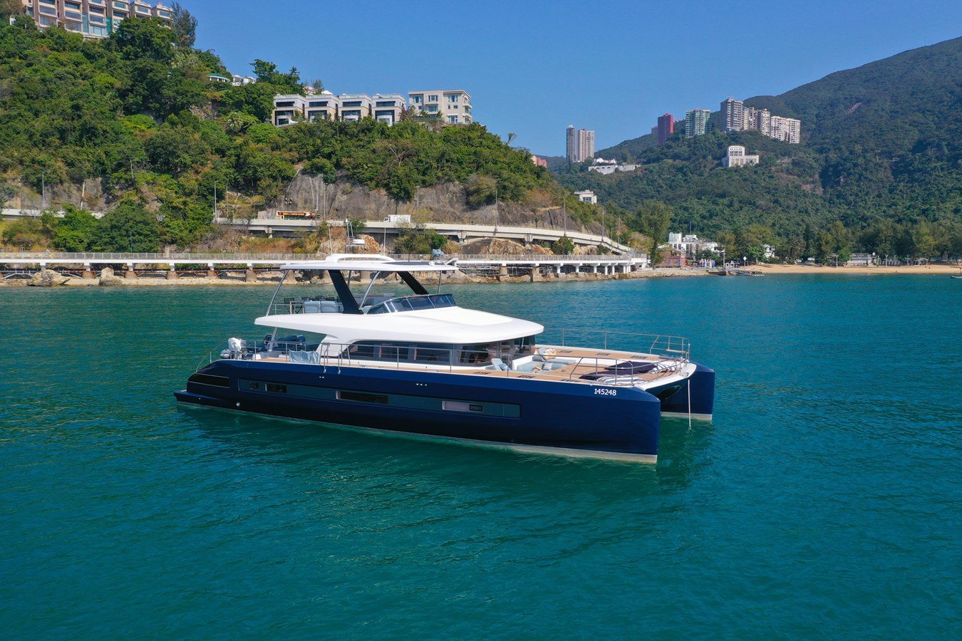 LAGOON SIXTY 7