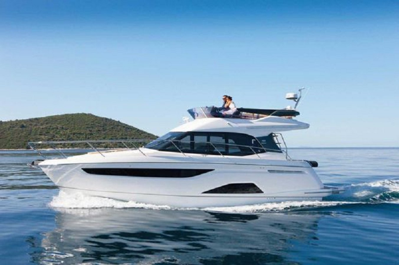 2023  BAVARIA R40 FLY - CHARLESTON