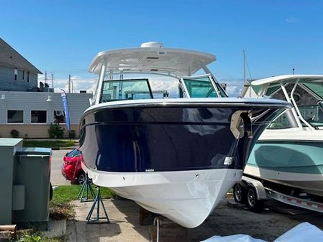 2024 BLACKFIN 302 DC