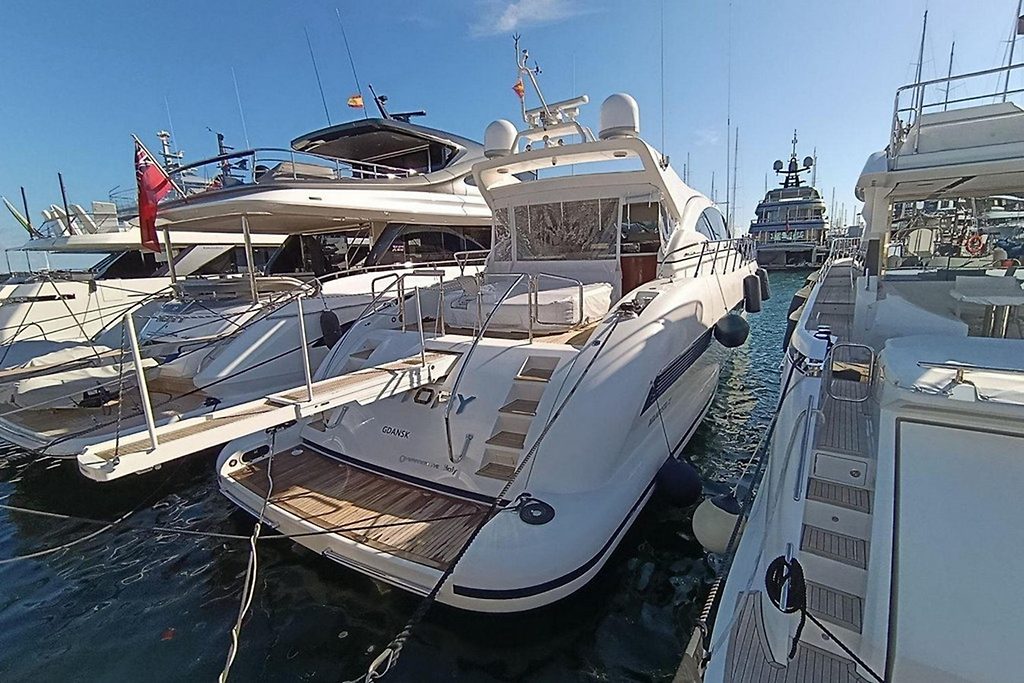 MANGUSTA 72