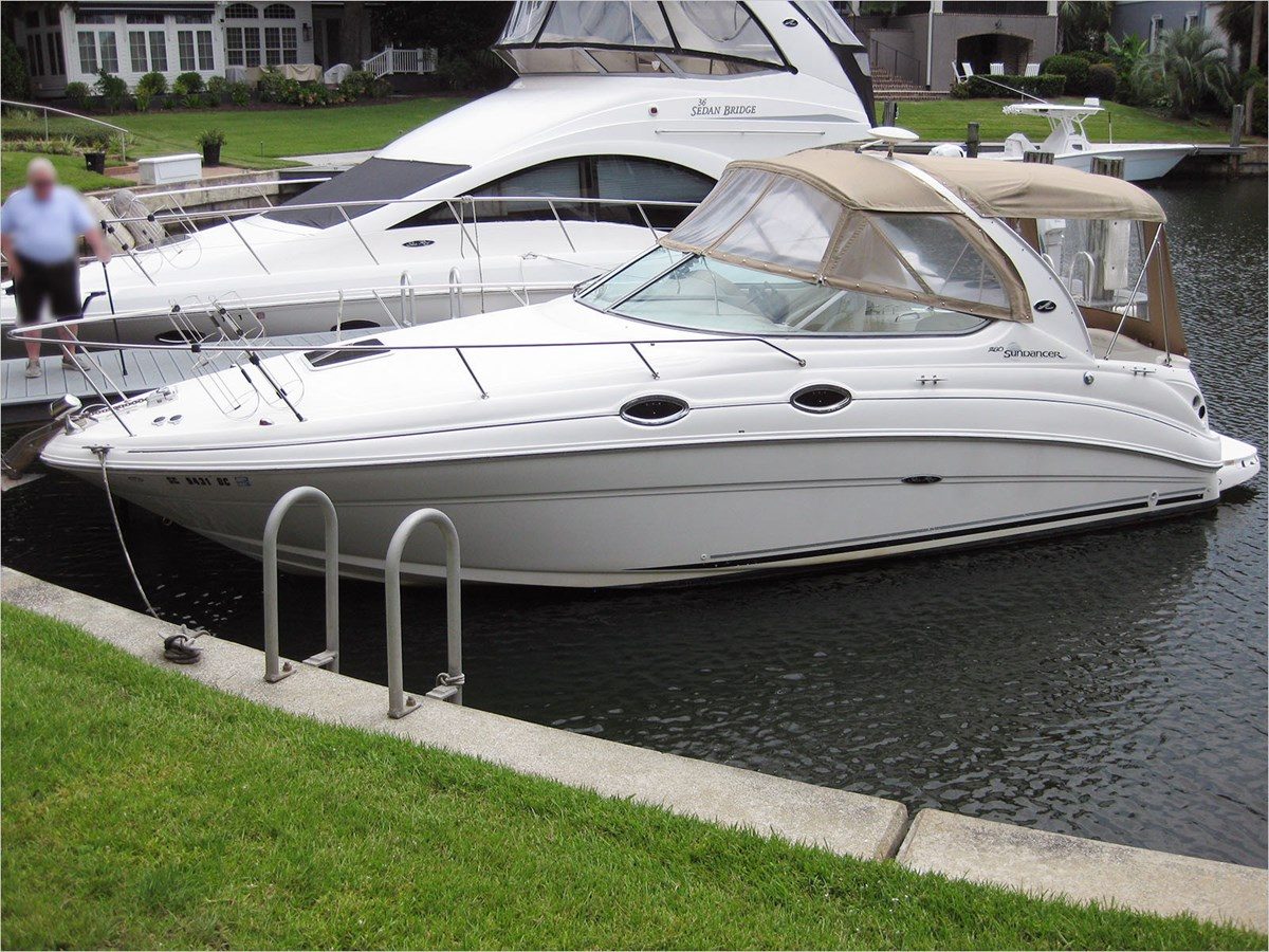 28' SEA RAY 2004 280 SUNDANCER