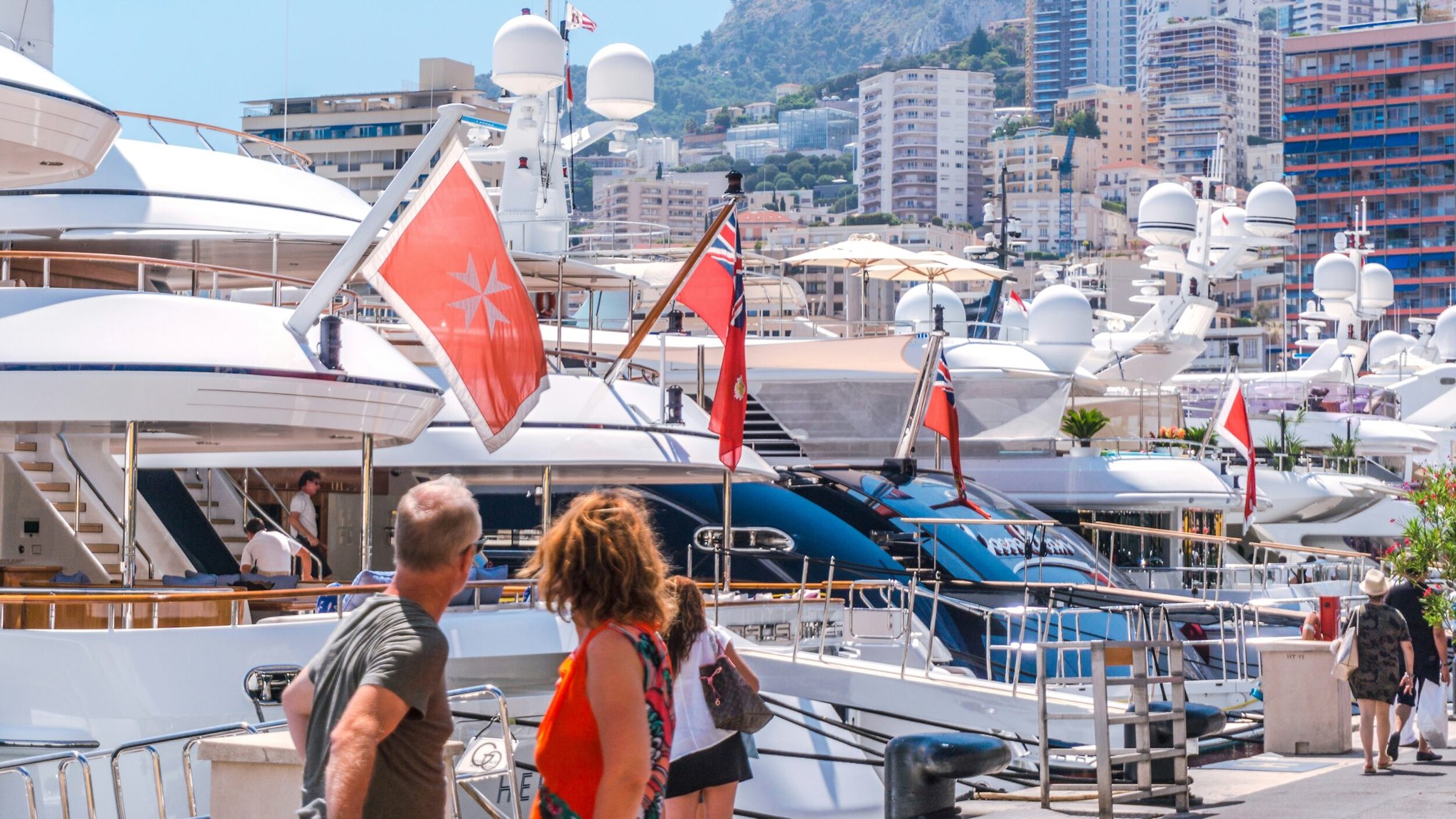 Yacht Registration Explained: Choosing the Right Flag for Your Yacht