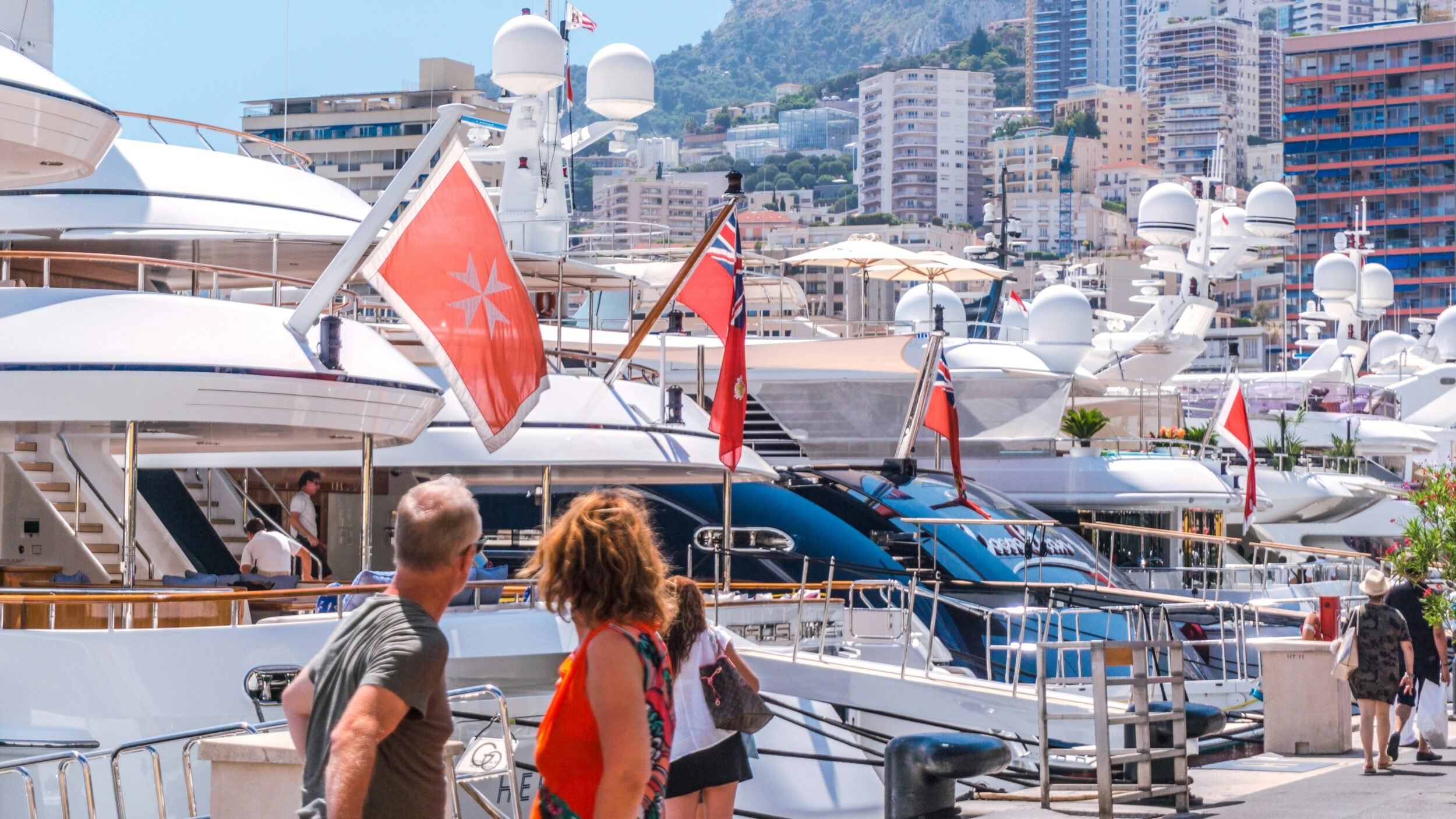 Yacht Registration Explained: Choosing the Right Flag for Your Yacht
