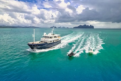 Lo yacht Cheoy Lee Explorer, già di proprietà di Jimmy Buffett, va all'asta