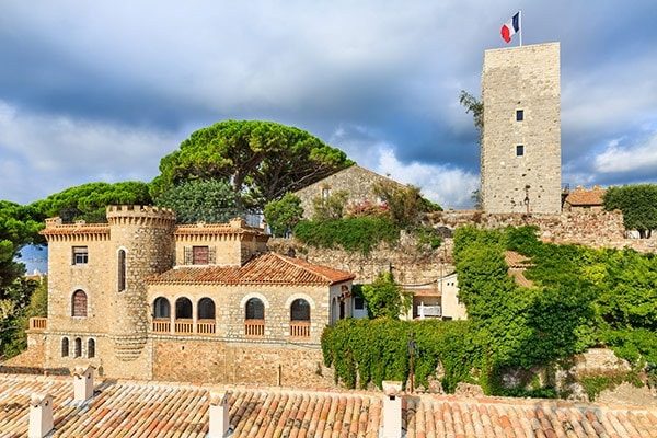 Place de la Castre