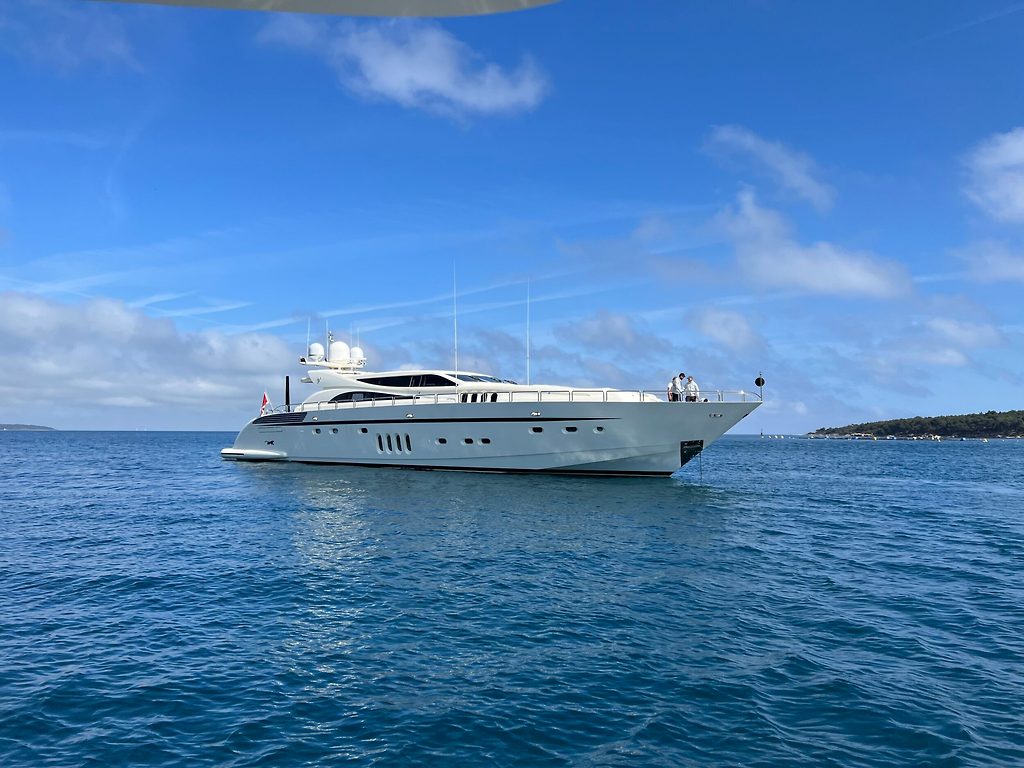 yacht for charter Monaco Grand Prix