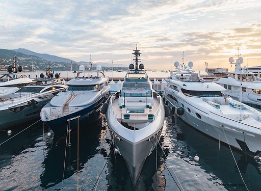 Gli yacht più grandi al Monaco Yacht Show 2024