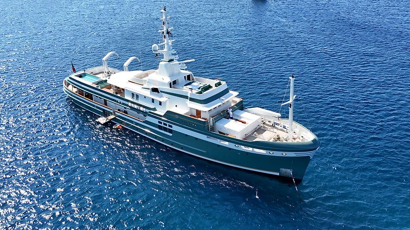 Neu im Angebot: Pendennis 55M STEEL - Ein 55-Meter-Eisklassenexplorer bereit für globale Abenteuer