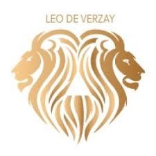 Логотип Leo de Verzay с двумя золотыми львиными головами в форме сердца