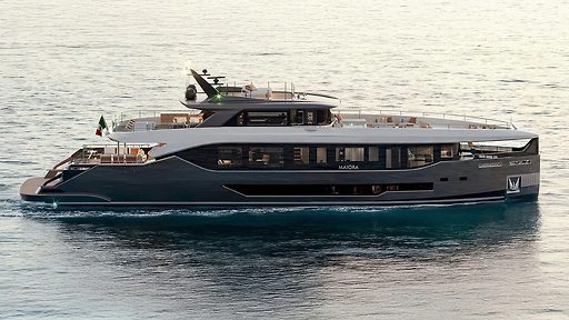Estreno de un yate en el Festival Náutico de Cannes 2025