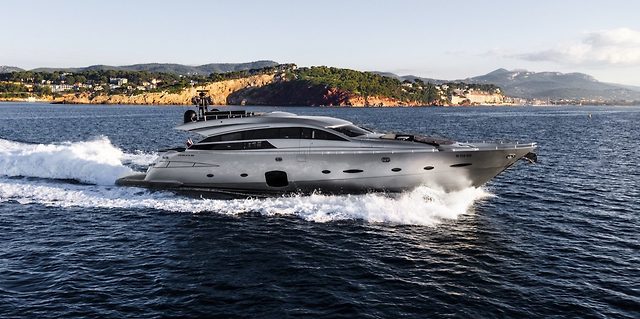 Pershing 92