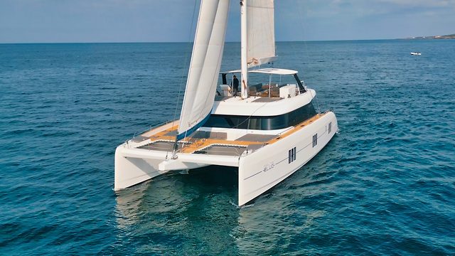 Sunreef 60 Vela