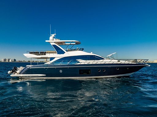 Azimut 66 Fly