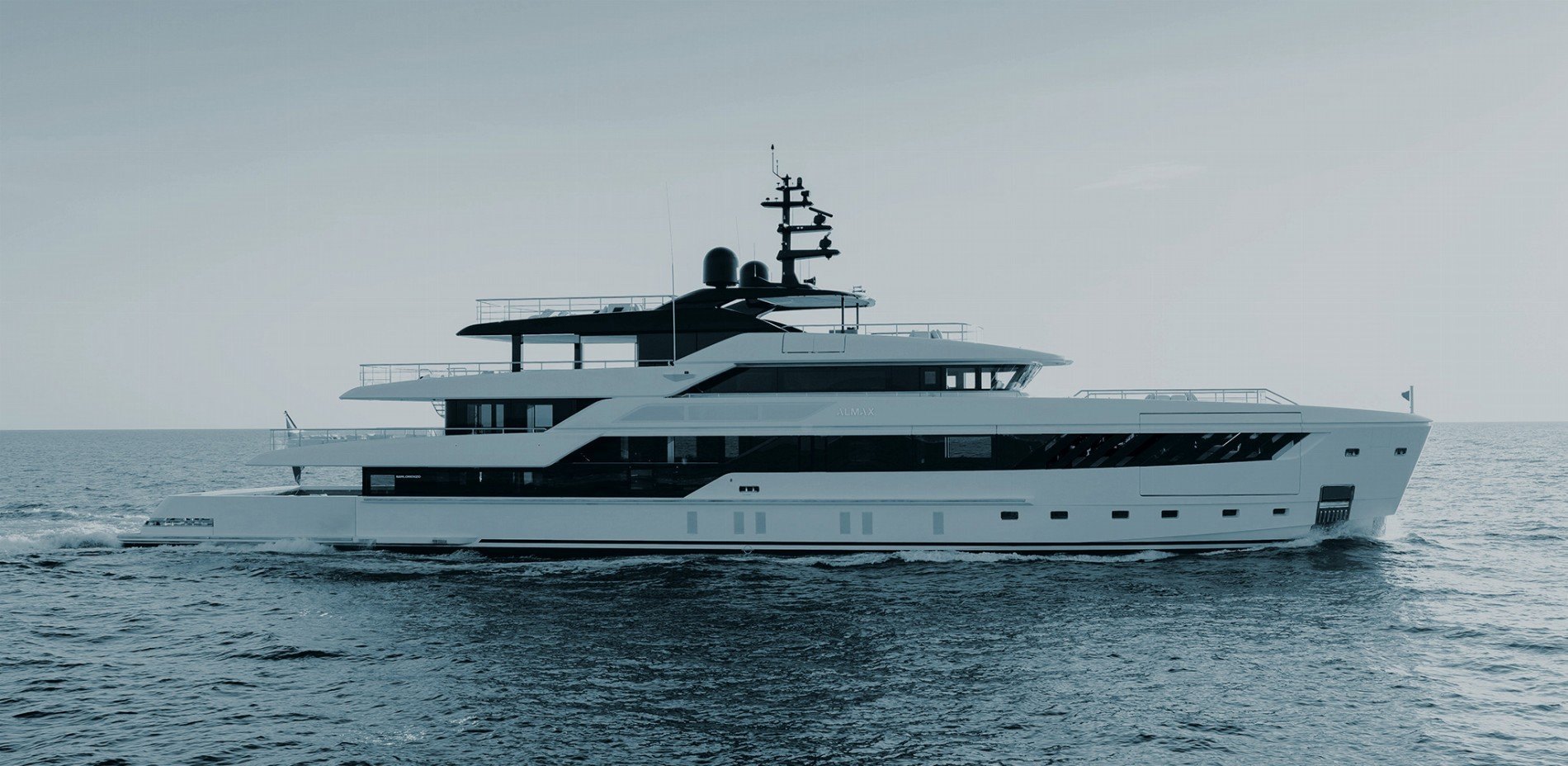 Sanlorenzo 50Steel