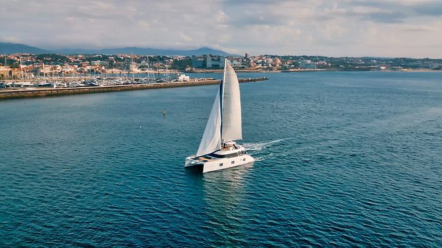 Sunreef Sailing