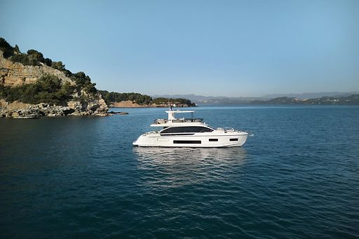 Azimut 62 Fly