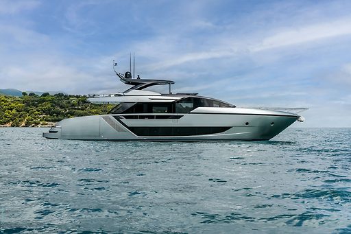 Riva 82′ Diva