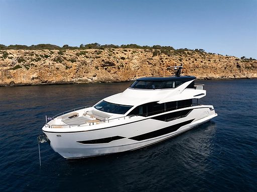Sunseeker 90 Ocean à cabine fermée