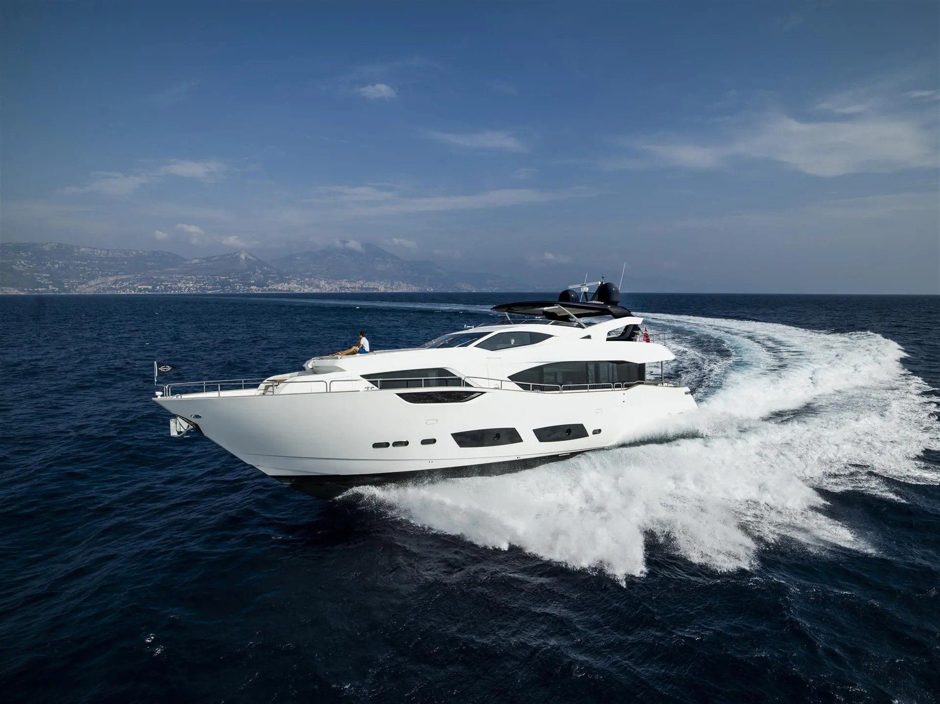 Sunseeker 95 Yacht