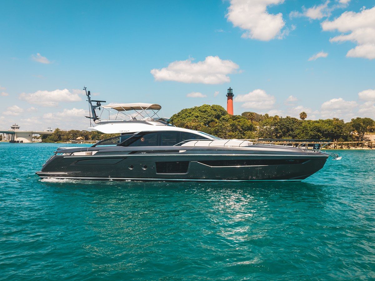 Azimut S8