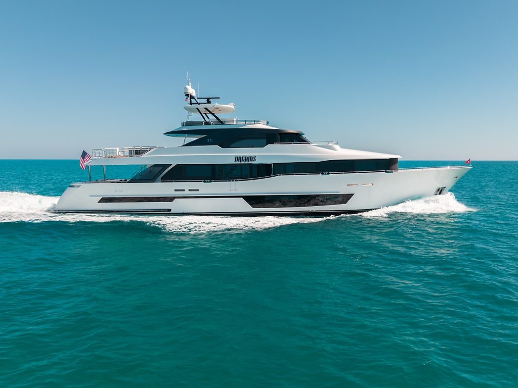 OCEAN ALEXANDER 37L