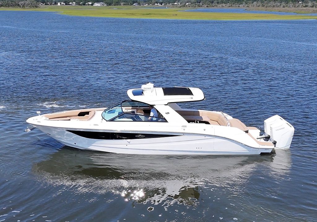 Sea Ray SLX 400 Outboard