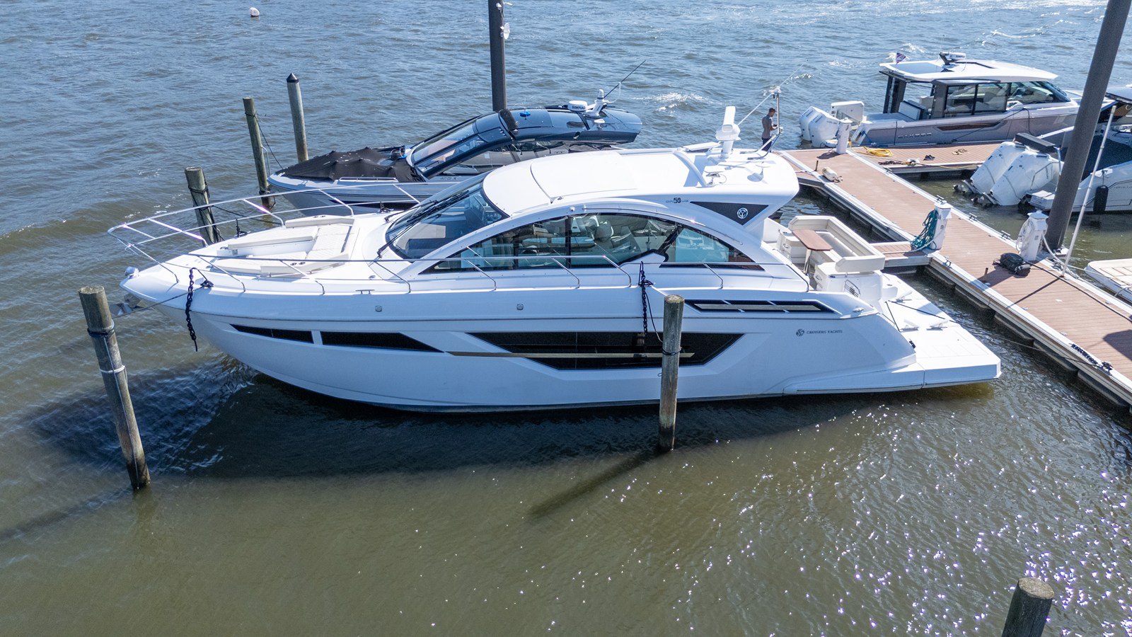 CRUISERS YACHTS 50 CANTIUS