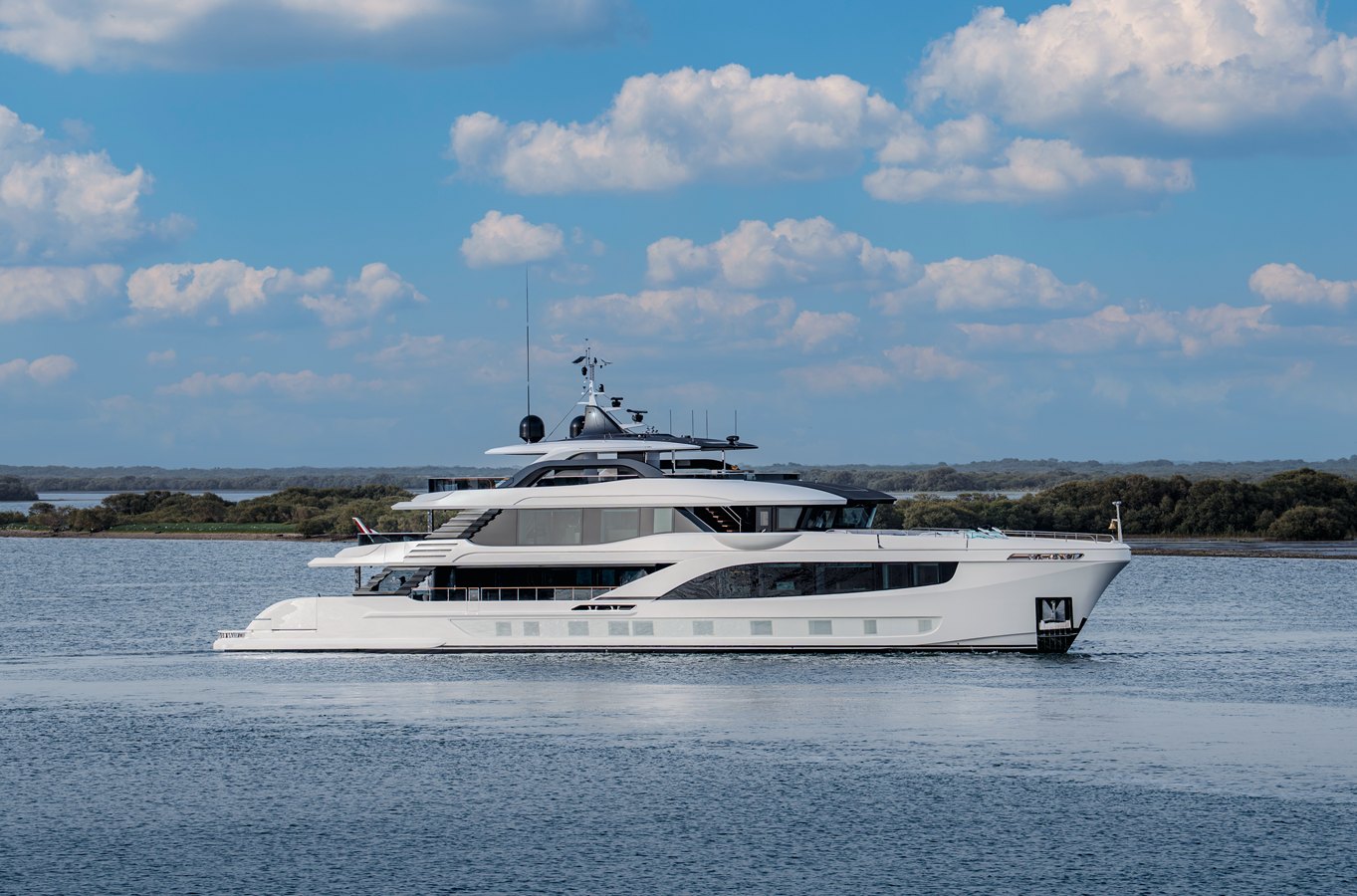 MAJESTY 145