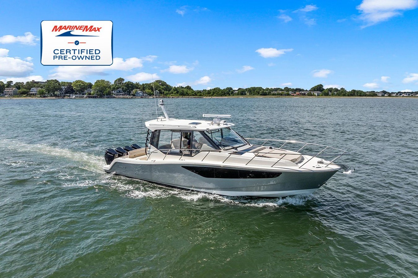 BOSTON WHALER 405 CONQUEST