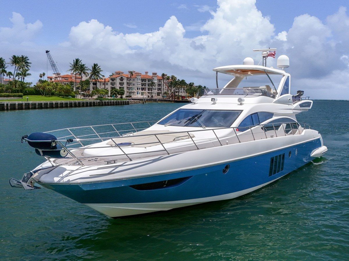 AZIMUT 64 FLY